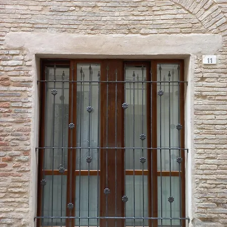 Tra Il Centro E Il Mare Apartment